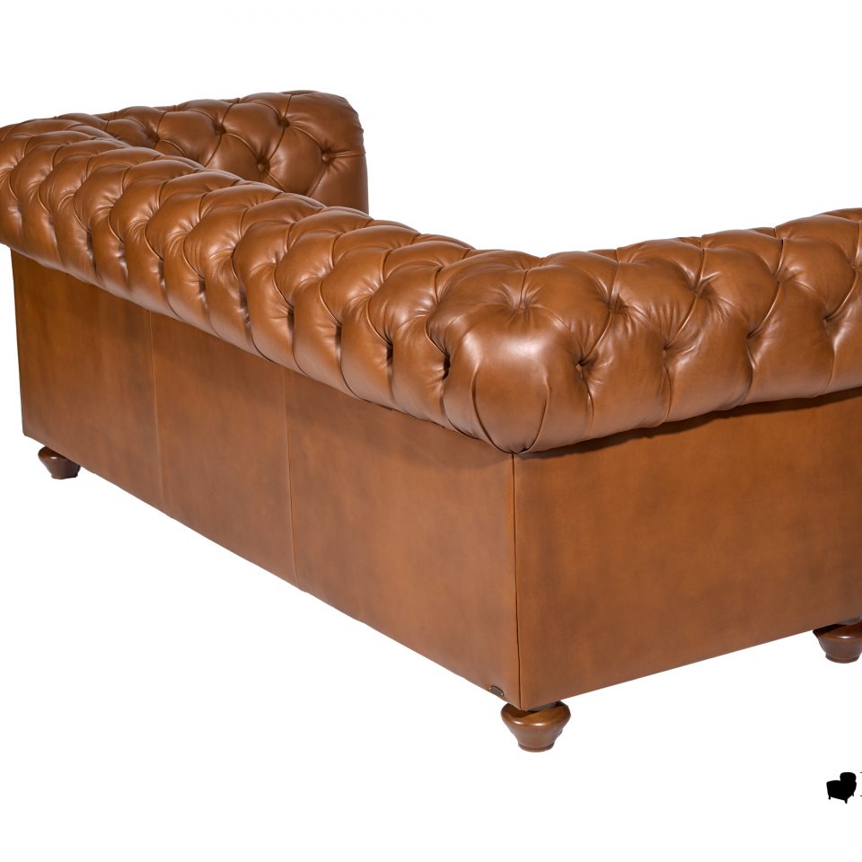 172 Chesterfield 177 Newton 1670 canape chesterfield-capitons-marron-b3-dos-newton-rochembeau.jpg