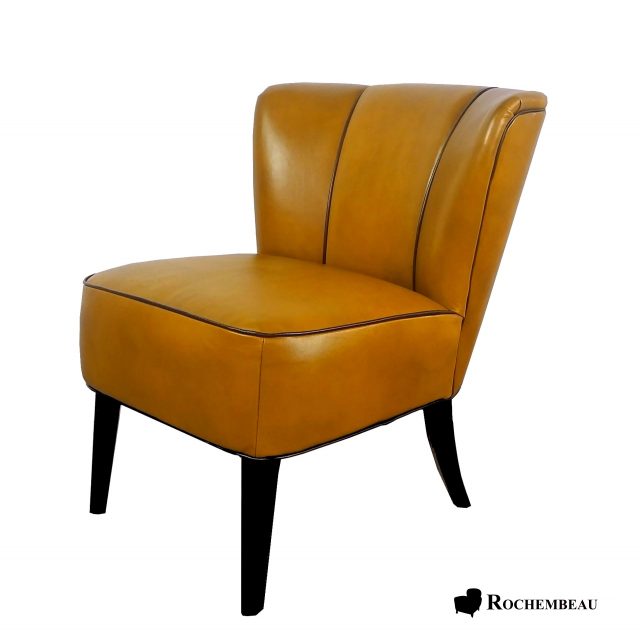 2 Club Chester 5 Fauteuil 47 Vega 249 fauteuil cuir marron clair miel vega rochembeau.jpg